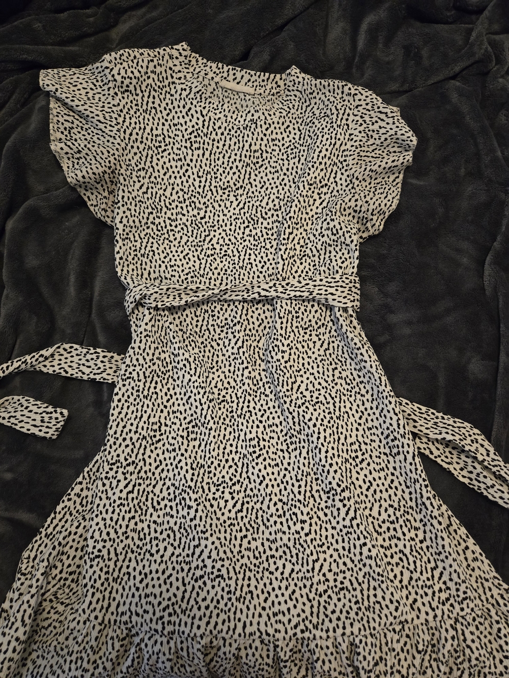Reserved Cream and Black Spotted Tie-Waist Midi Dress